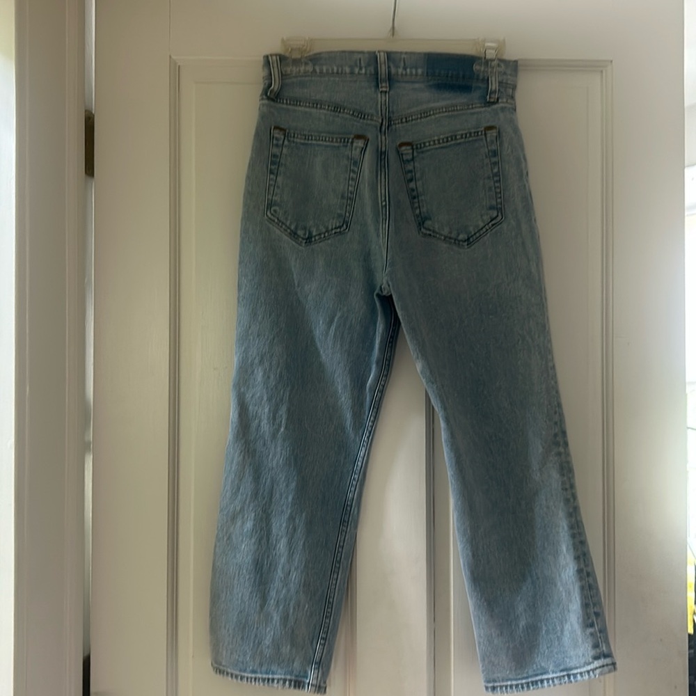 Abercrombie & Fitch The Ankle Straight Leg cropped Jeans Classic Denim - Picture 4 of 4